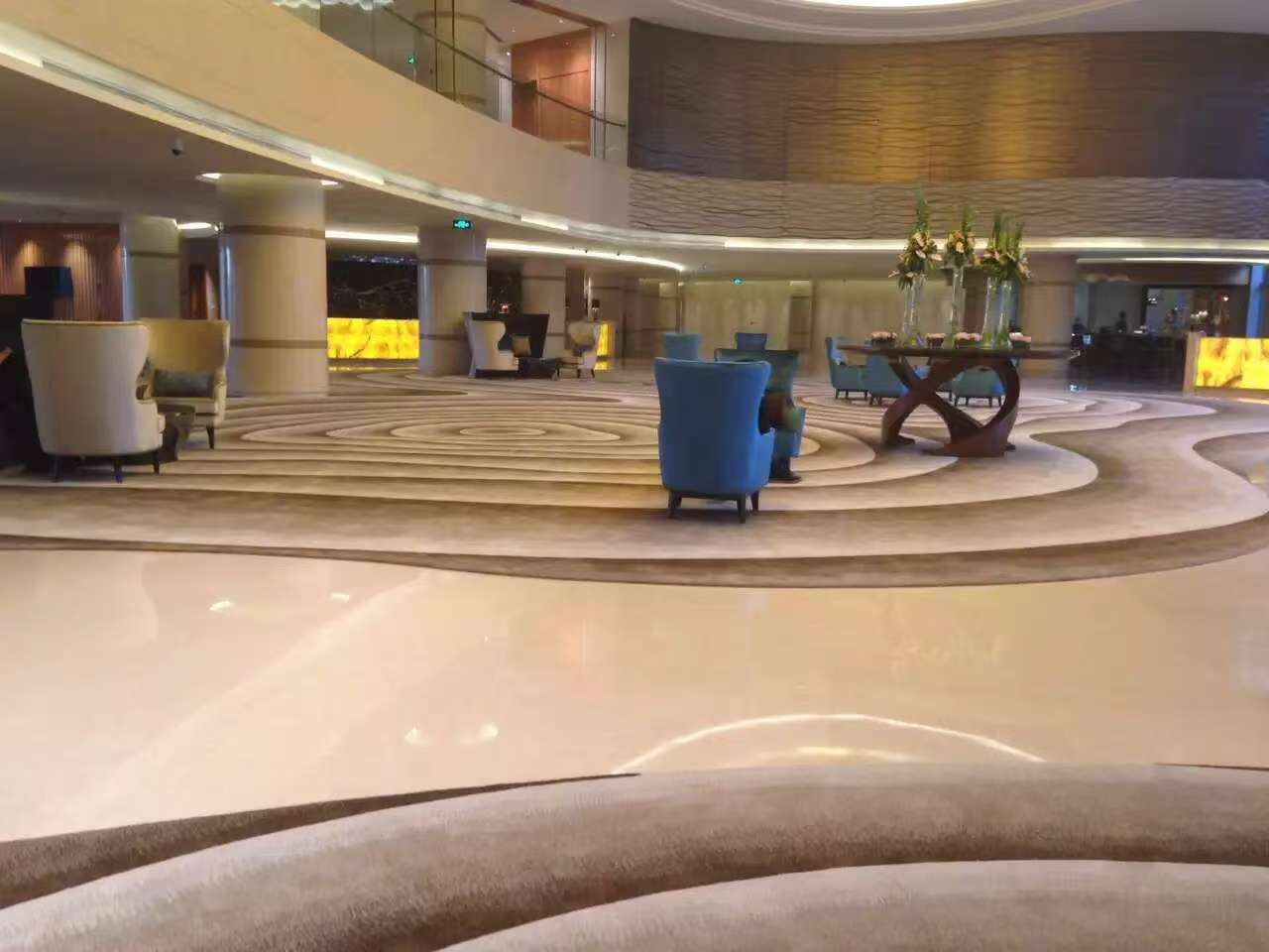 5-star hotel lobby carpet installation | Hand-carved ripple effect | Wool-silk blend for 10,000+ daily guests